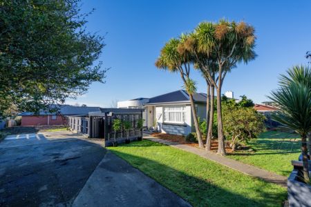 Flexible Living With Income Potential