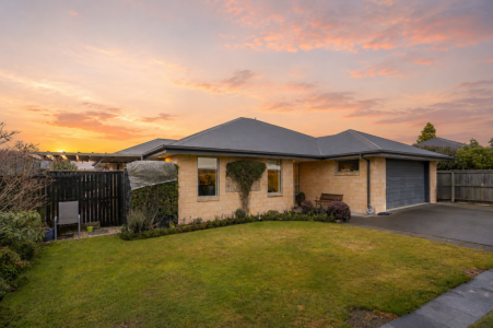 Spacious Family Living & Room for All the Extras