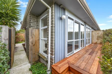 Location, Lifestyle & An Opportunity!!