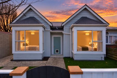 Beautifully Presented Villa With Modern Comfort