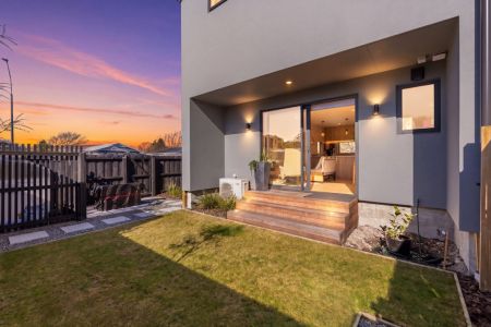 High Tech Town House with all the Extras