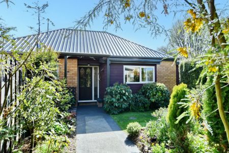 Under Offer ; Peaceful, Private Living