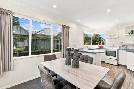 Private Family Haven - Space, Security & Lifestyle