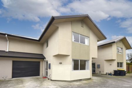 3 Bedroom Townhouse - Plaster With Cavity System