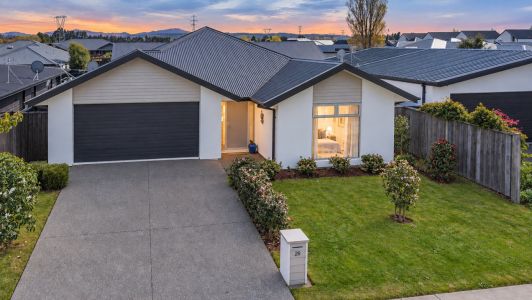 Quality, Comfort & Easy Living in Westpark