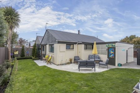 Lovely Two Bed Townhouse & Look At The Price
