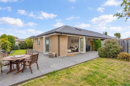 Stylish, Space with Comfort in Parklands